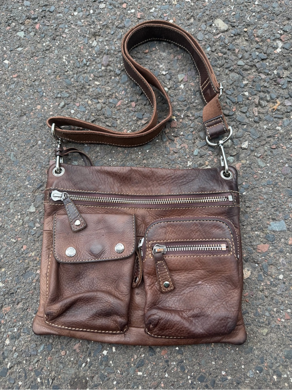 Fossil Brown Leather Crossbody Bag with Multiple Front Pockets